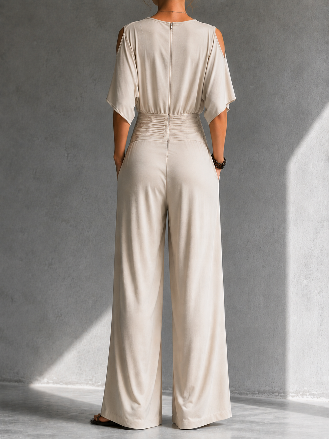 Alia | Conjunto elegante con efecto cruzado y pernera ancha